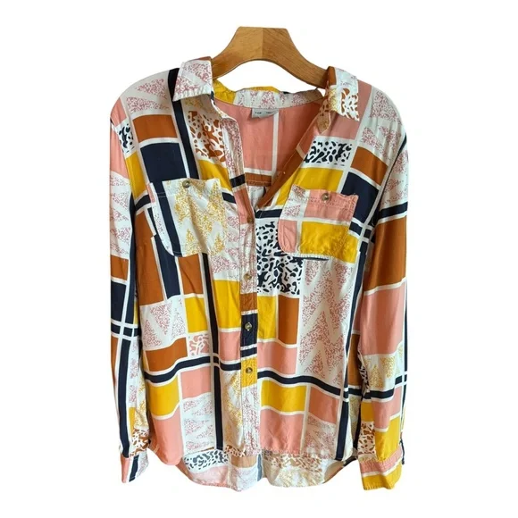 The Odells Lisse Button Down Shirt Size Large geometric Anthropologie Patchwork - Picture 11 of 11